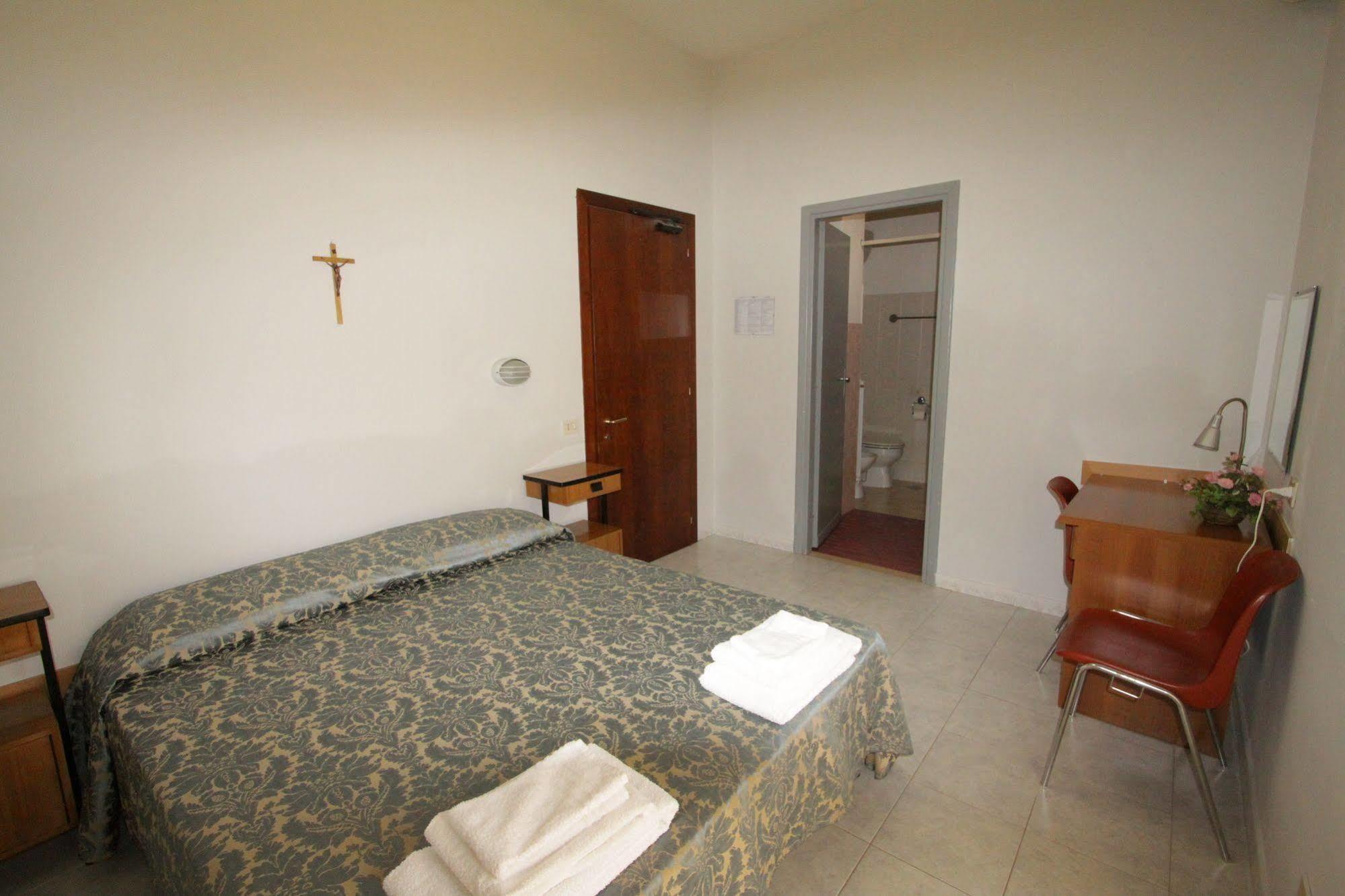 Casa Per Ferie Margherita Diomira Ξενοδοχείο Ρώμη Εξωτερικό φωτογραφία